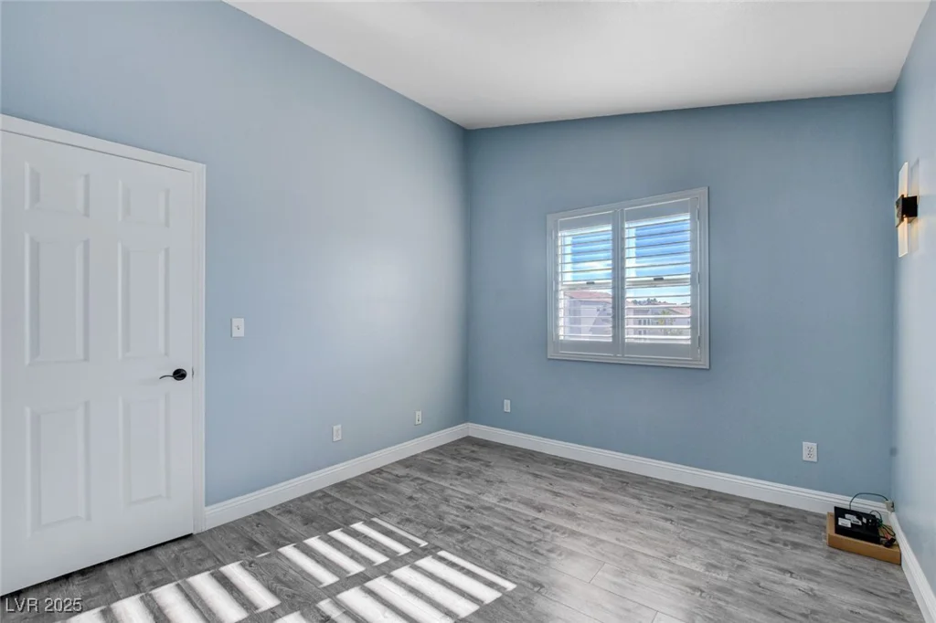 8214 Mt Brodie, Las Vegas, NV 89145