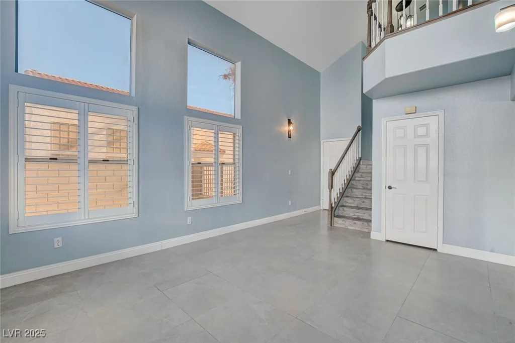 8214 Mt Brodie, Las Vegas, NV 89145