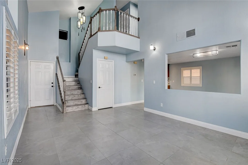8214 Mt Brodie, Las Vegas, NV 89145