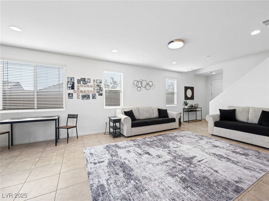 800 Cadence View, Henderson, NV 89011