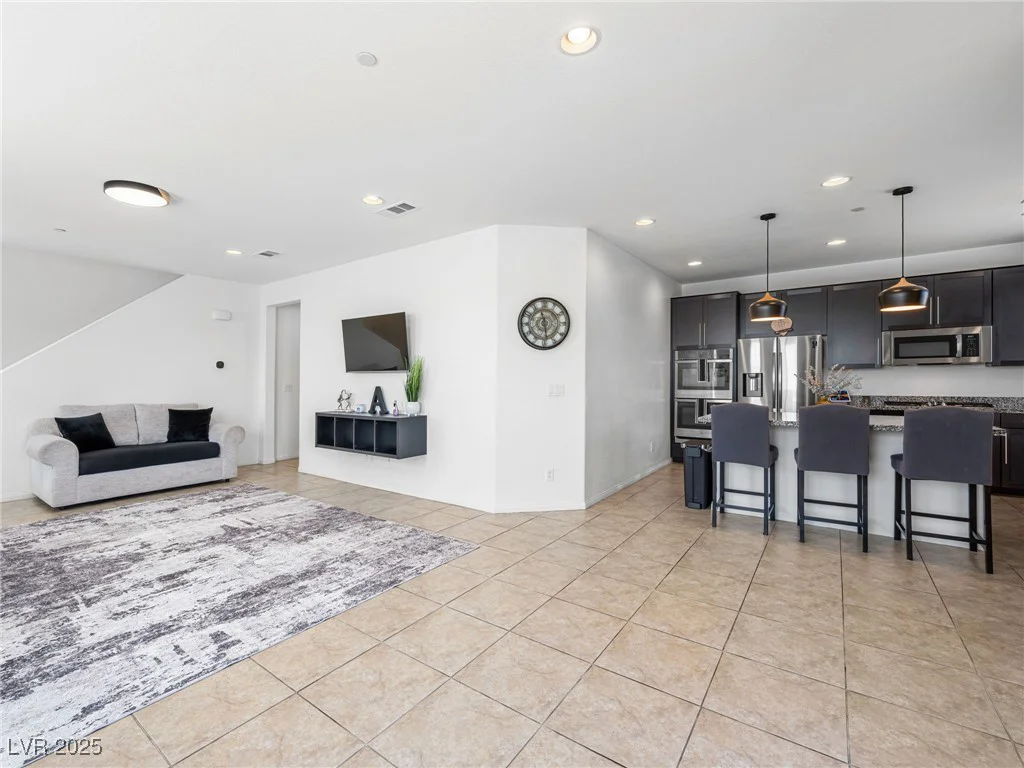 800 Cadence View, Henderson, NV 89011