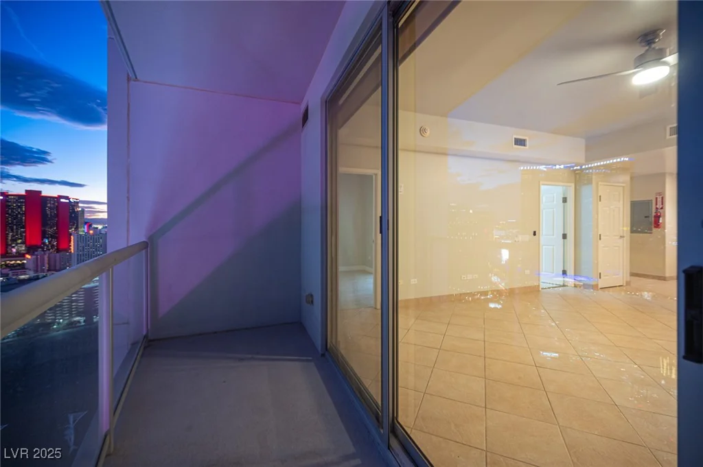 200 Sahara, Las Vegas, NV 89102