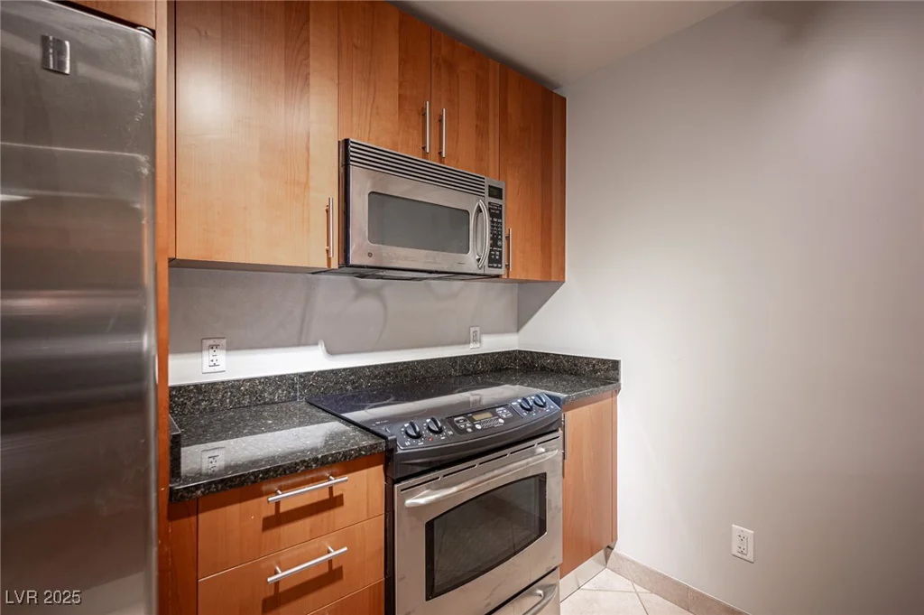 200 Sahara, Las Vegas, NV 89102