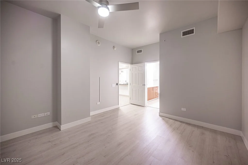 200 Sahara, Las Vegas, NV 89102