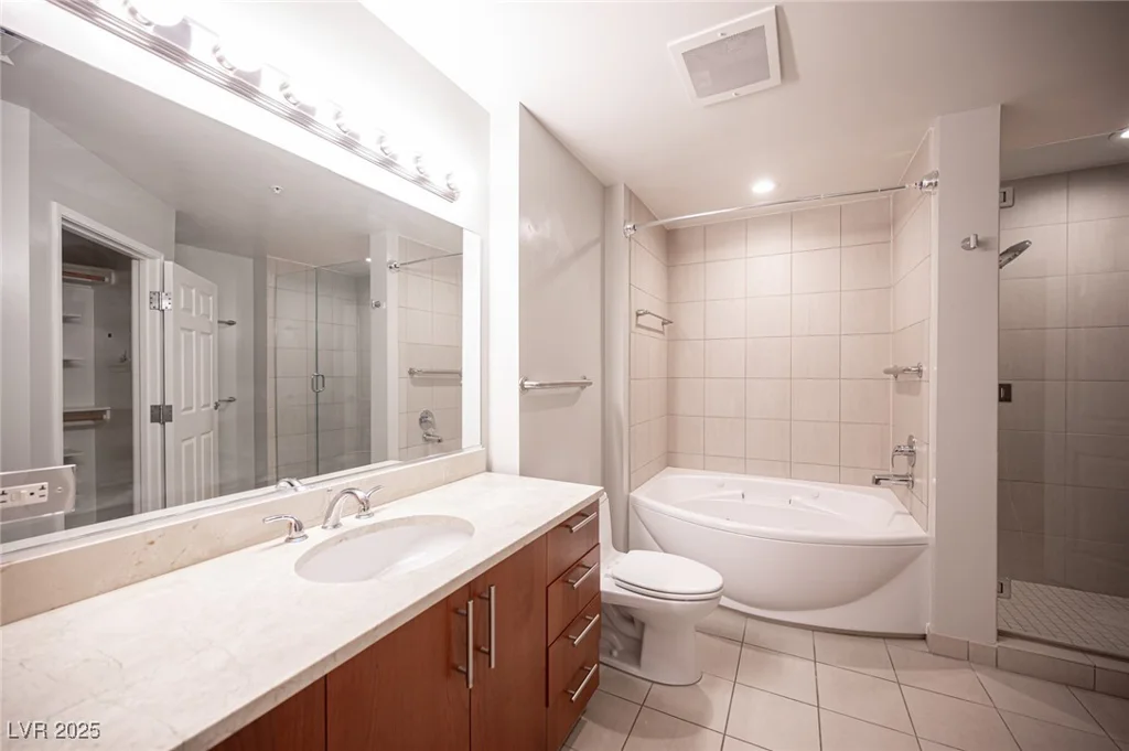 200 Sahara, Las Vegas, NV 89102