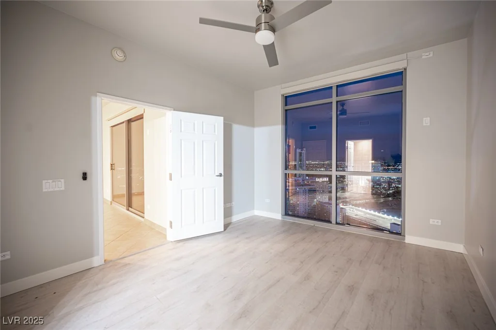 200 Sahara, Las Vegas, NV 89102