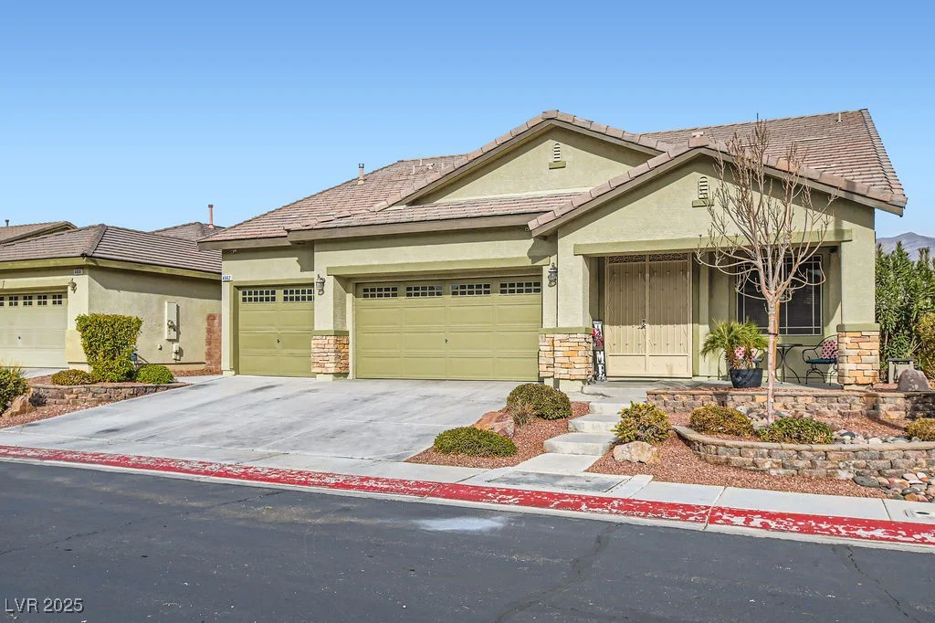 4062 Narada Falls, North Las Vegas, NV 89085