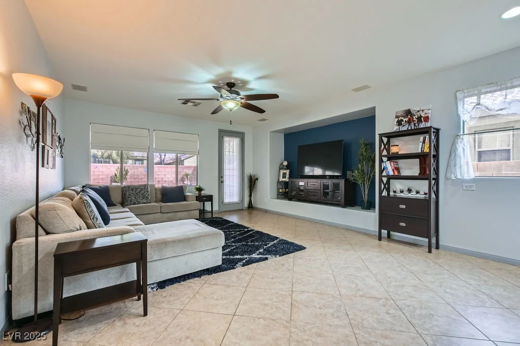 4062 Narada Falls, North Las Vegas, NV 89085