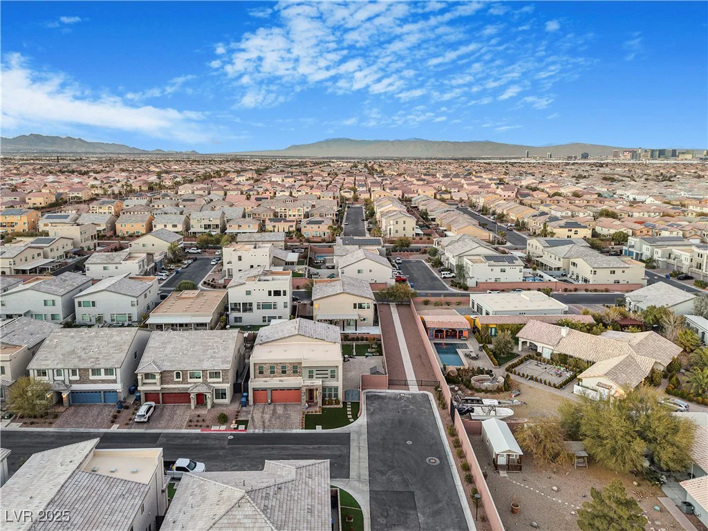 6407 Carmel Creek, Las Vegas, NV 89139