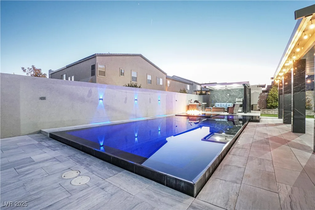 6407 Carmel Creek, Las Vegas, NV 89139