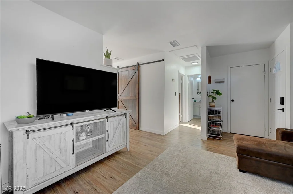 155 Van Wagenen, Henderson, NV 89015