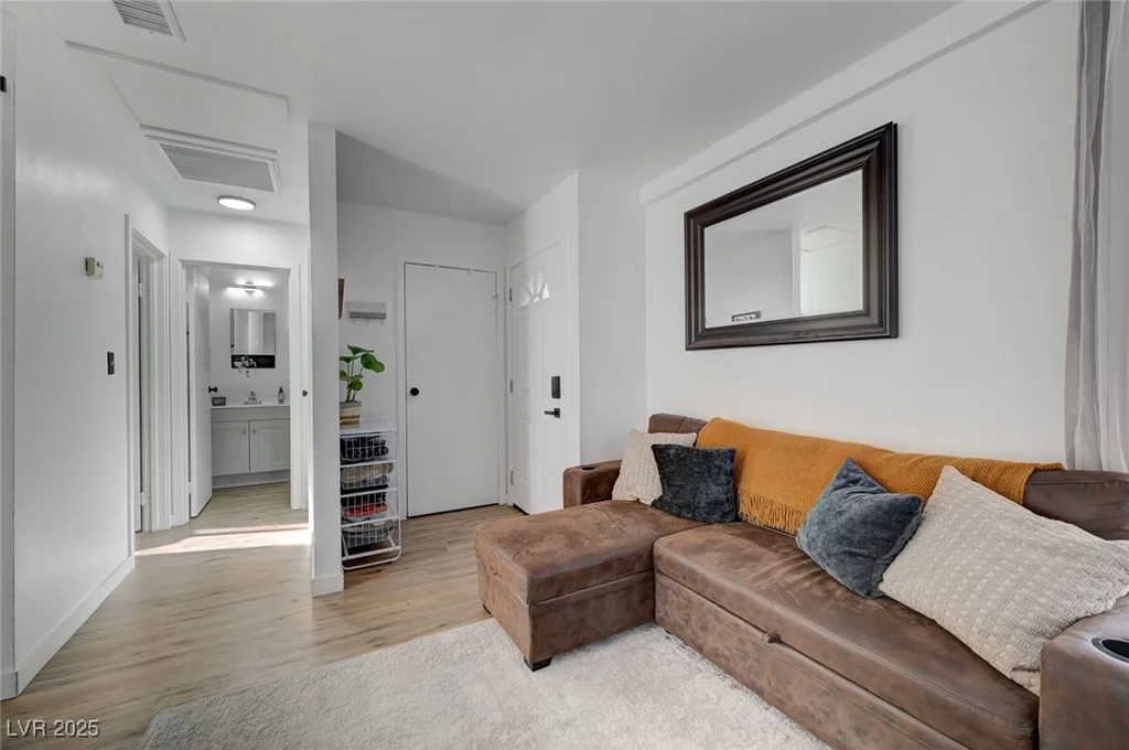 155 Van Wagenen, Henderson, NV 89015
