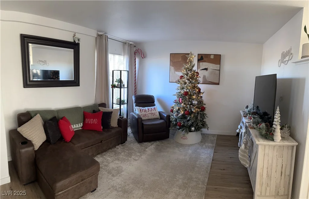 155 Van Wagenen, Henderson, NV 89015
