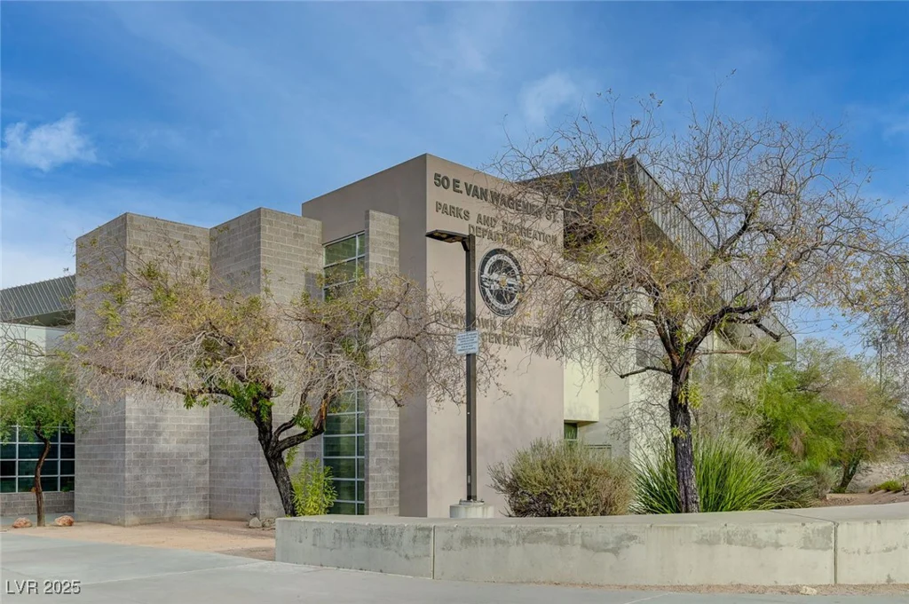 155 Van Wagenen, Henderson, NV 89015