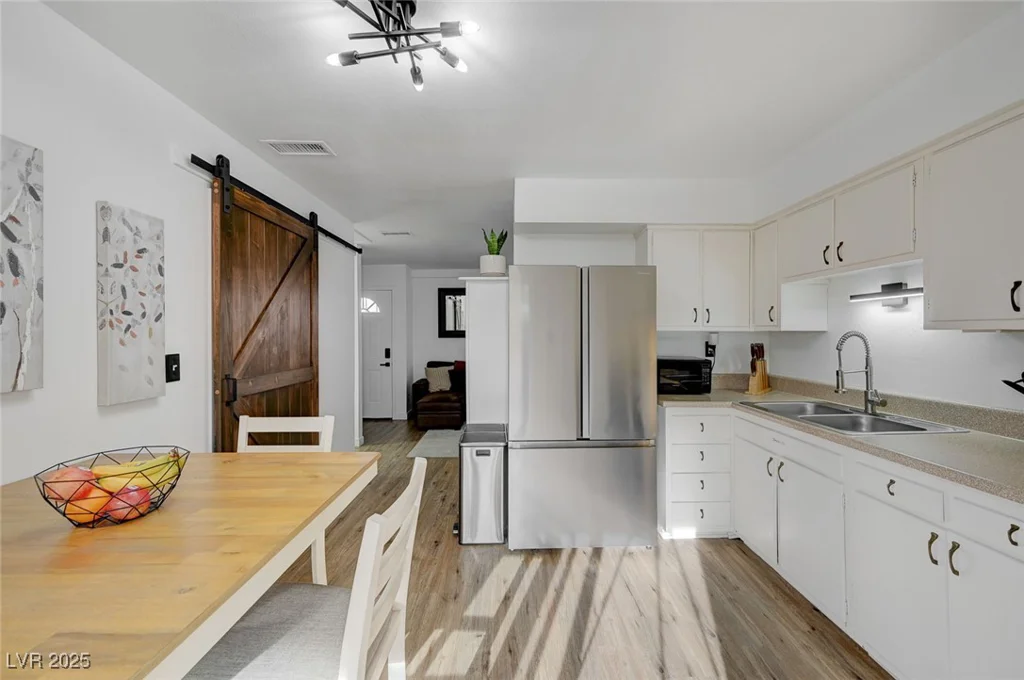155 Van Wagenen, Henderson, NV 89015