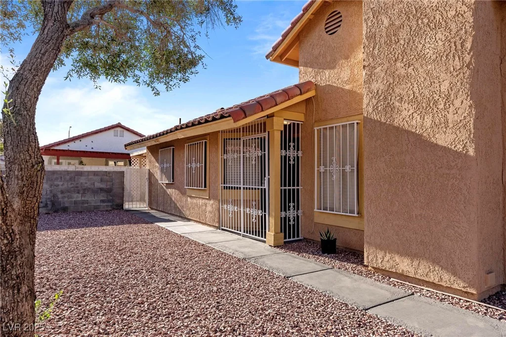 3973 El Camino, Las Vegas, NV 89103
