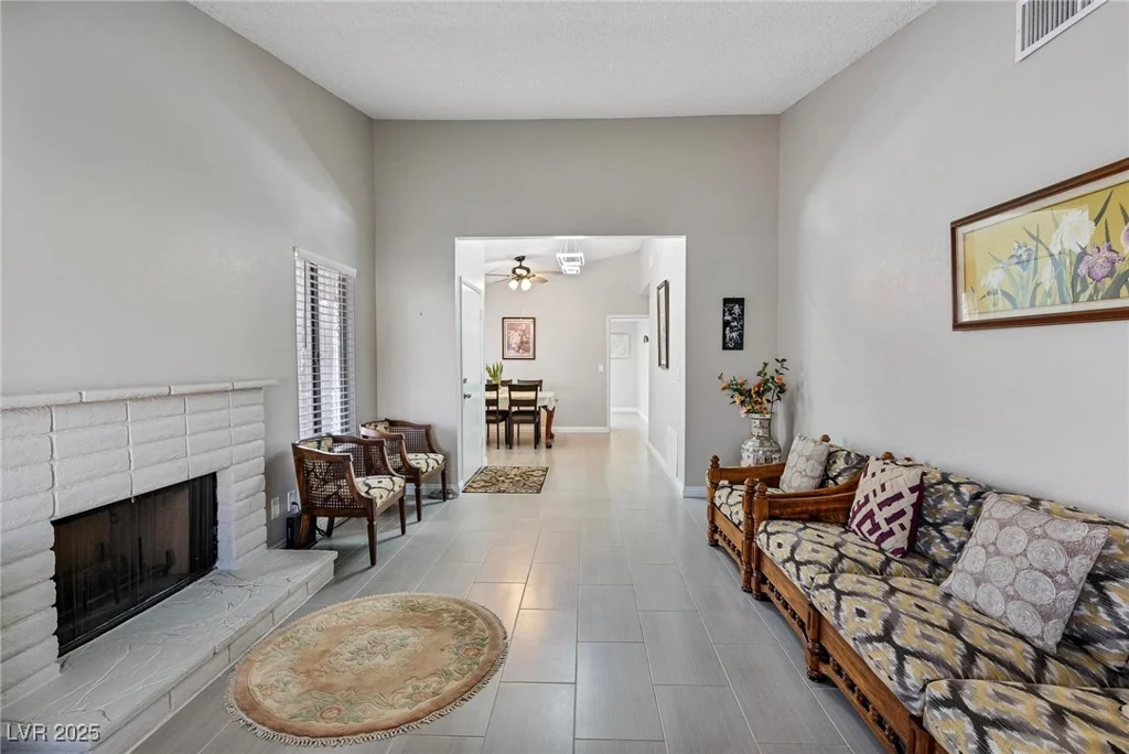 3973 El Camino, Las Vegas, NV 89103