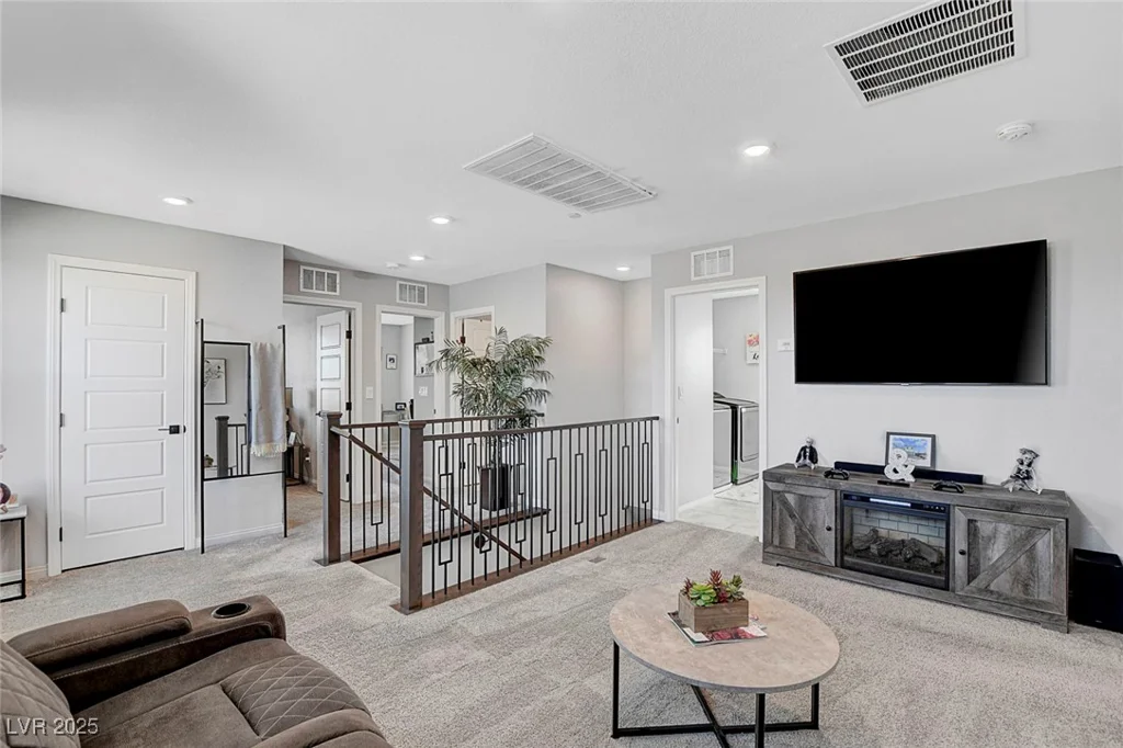 9255 Jade Lagoon, Las Vegas, NV 89178