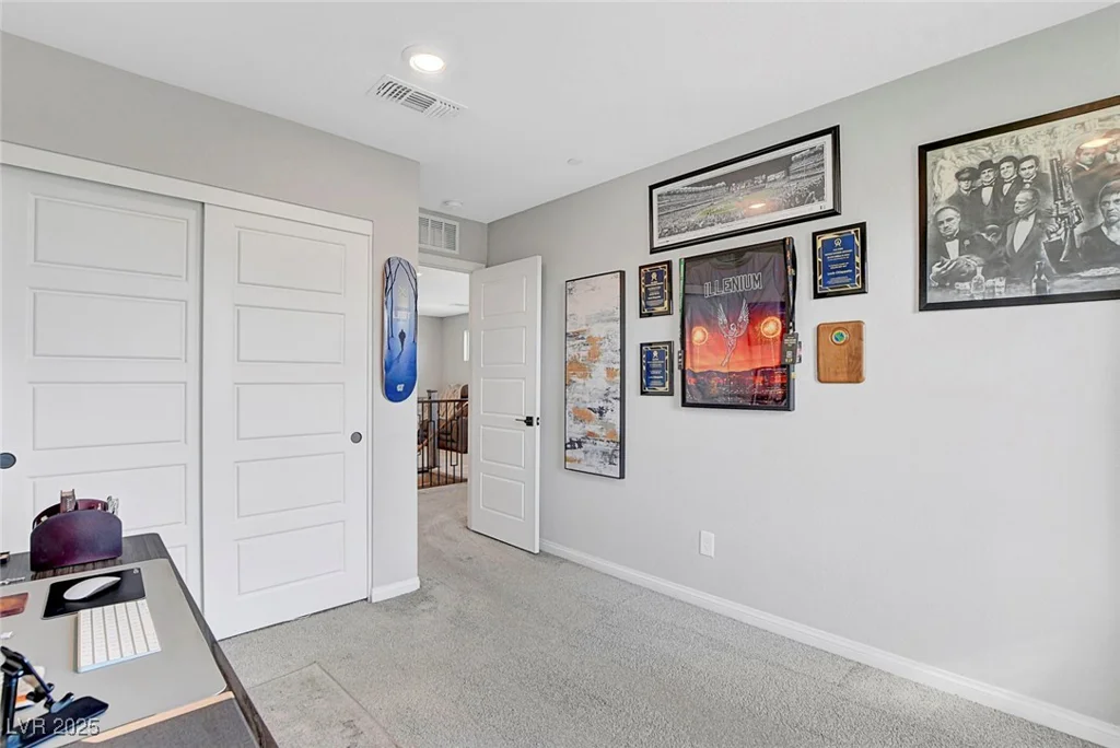 9255 Jade Lagoon, Las Vegas, NV 89178
