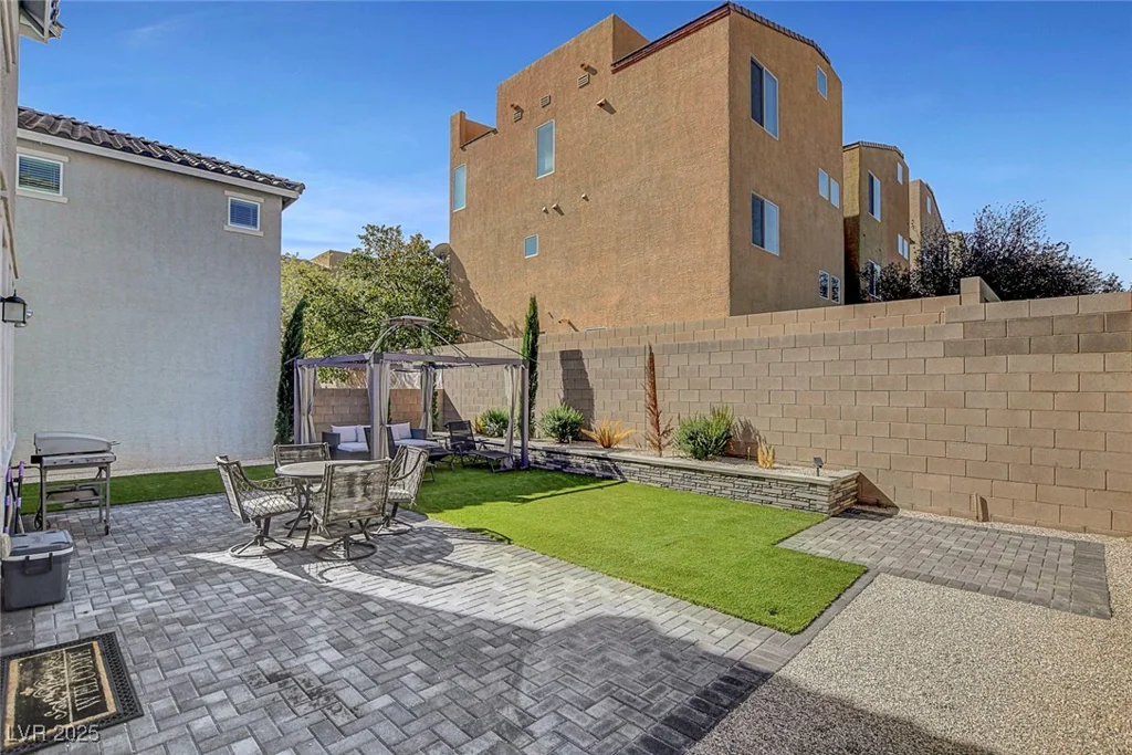 9255 Jade Lagoon, Las Vegas, NV 89178