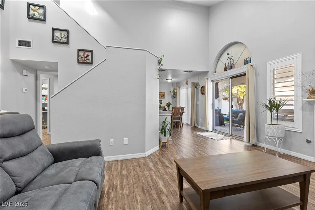 7044 Morales, Las Vegas, NV 89119