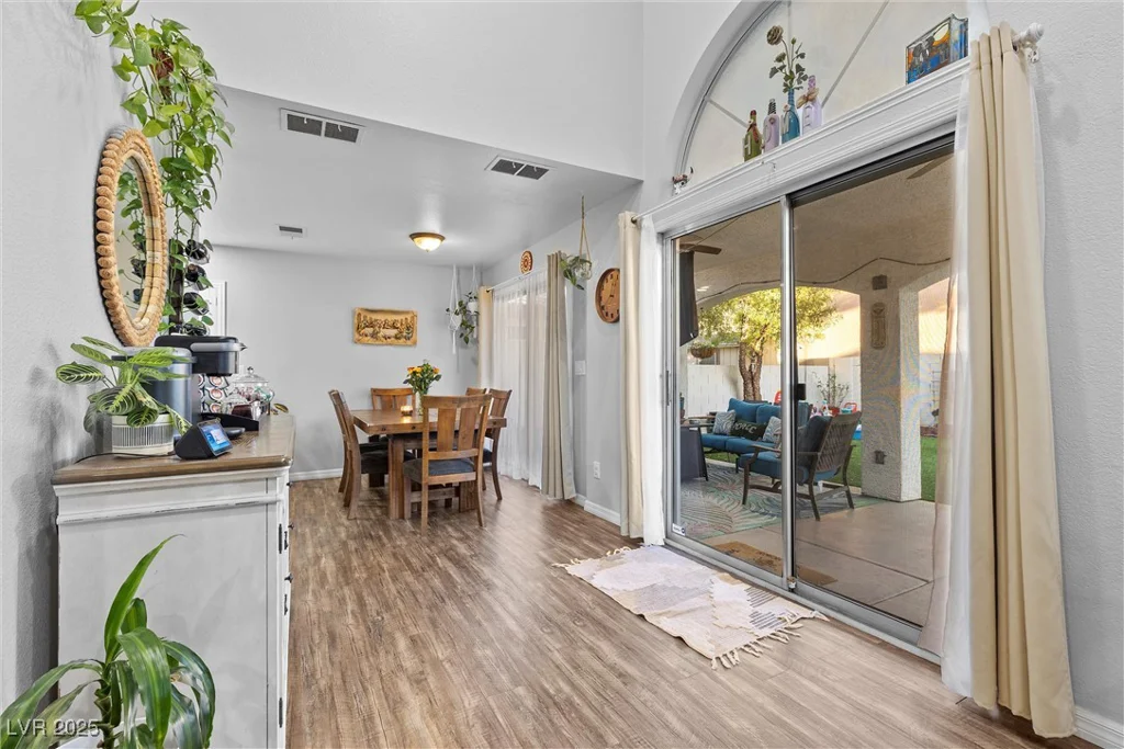 7044 Morales, Las Vegas, NV 89119