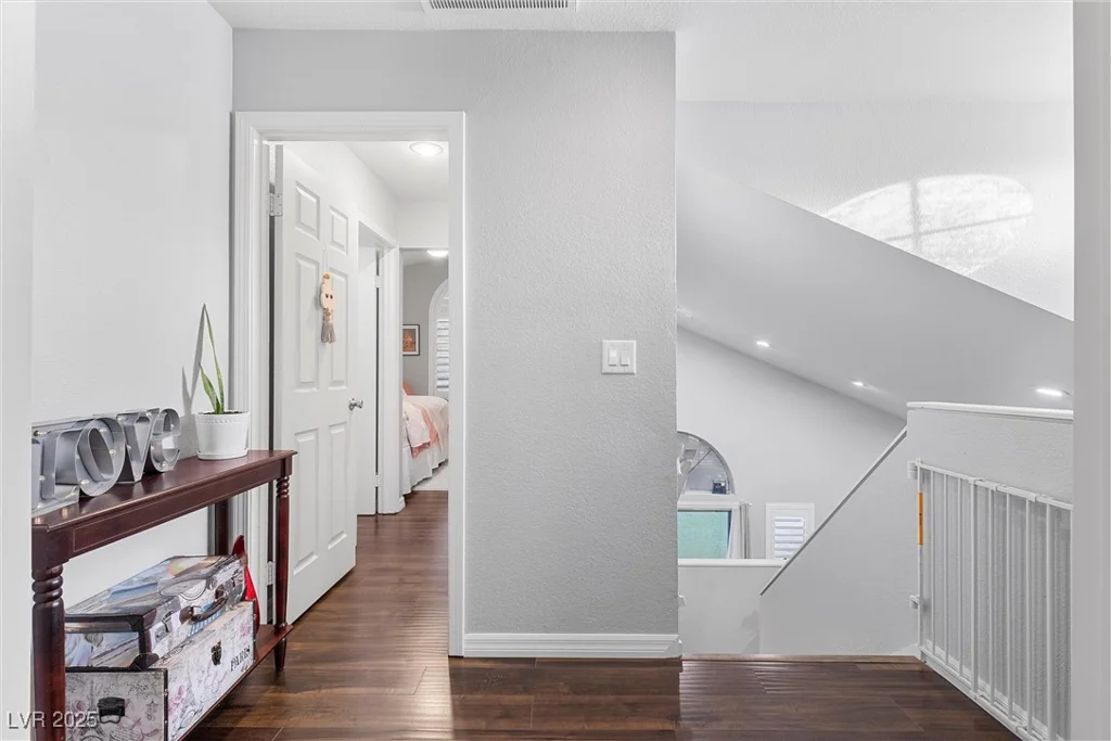 7044 Morales, Las Vegas, NV 89119