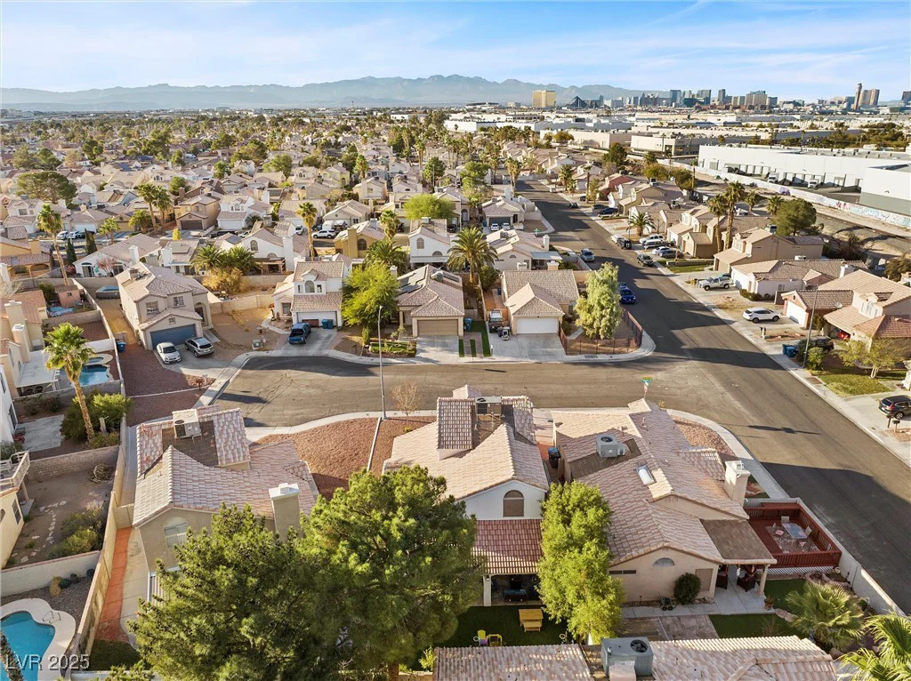 7044 Morales, Las Vegas, NV 89119