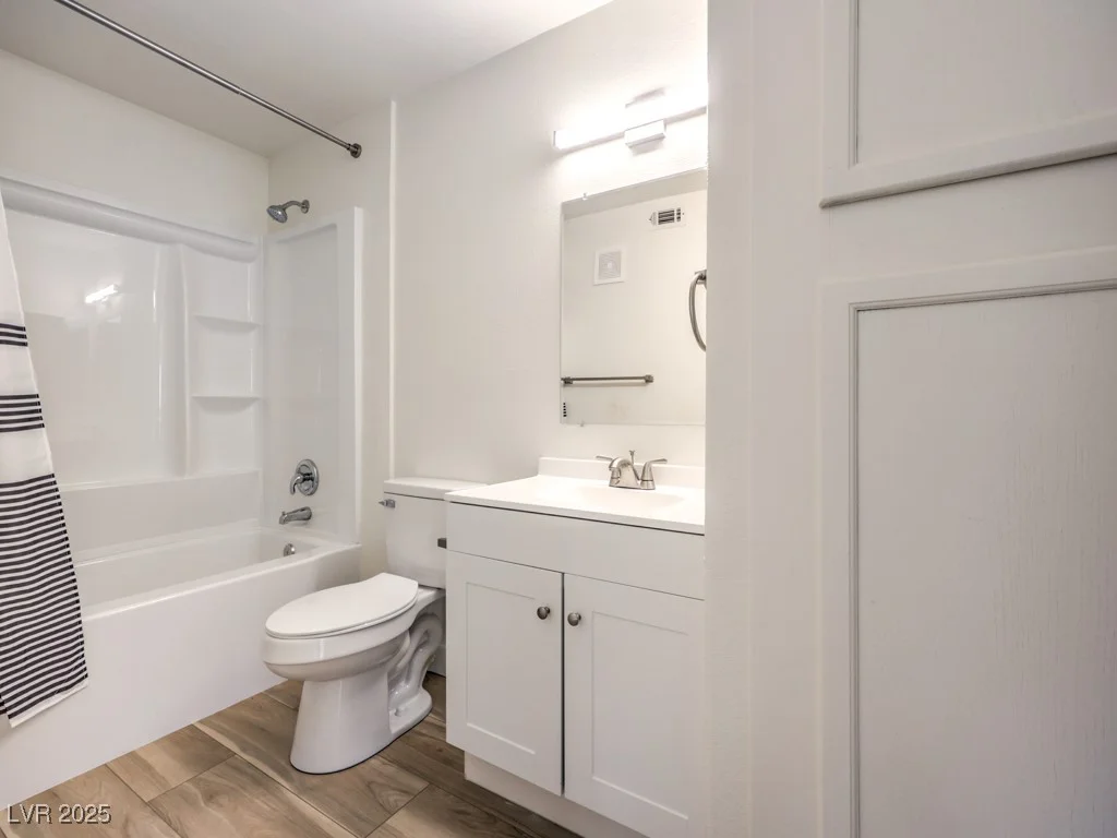 3425 Russell, Las Vegas, NV 89120