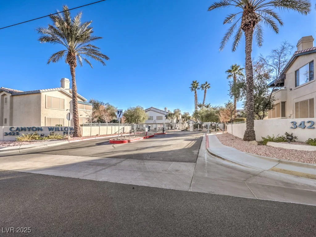 3425 Russell, Las Vegas, NV 89120