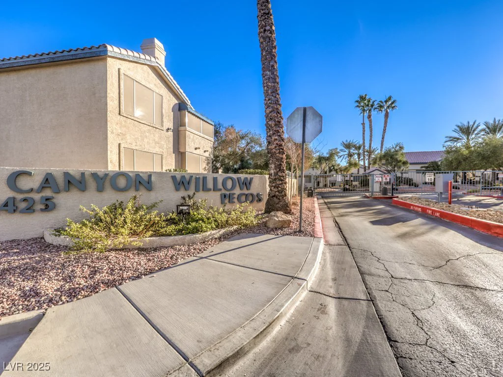 3425 Russell, Las Vegas, NV 89120