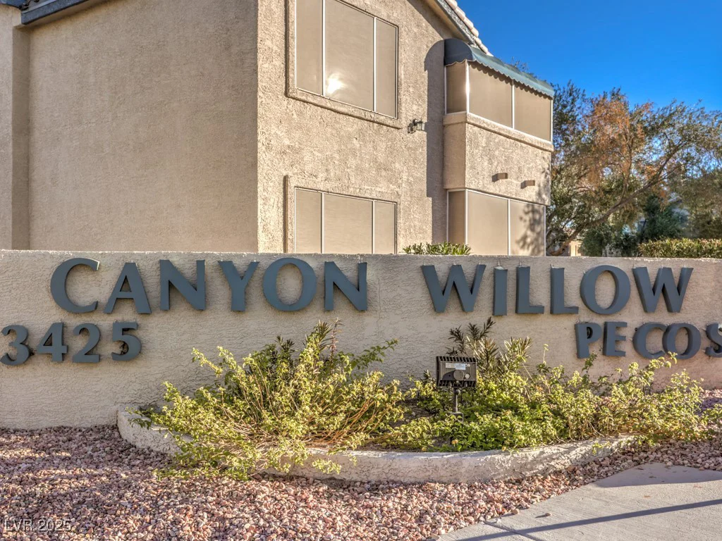 3425 Russell, Las Vegas, NV 89120