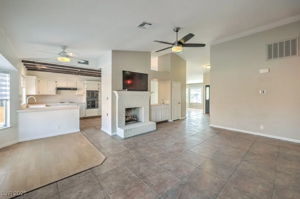 8608 Alfano, Las Vegas, NV 89117