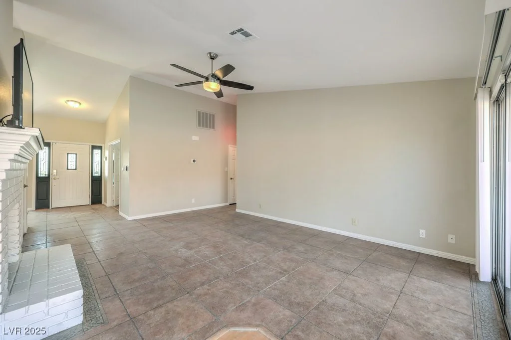 8608 Alfano, Las Vegas, NV 89117