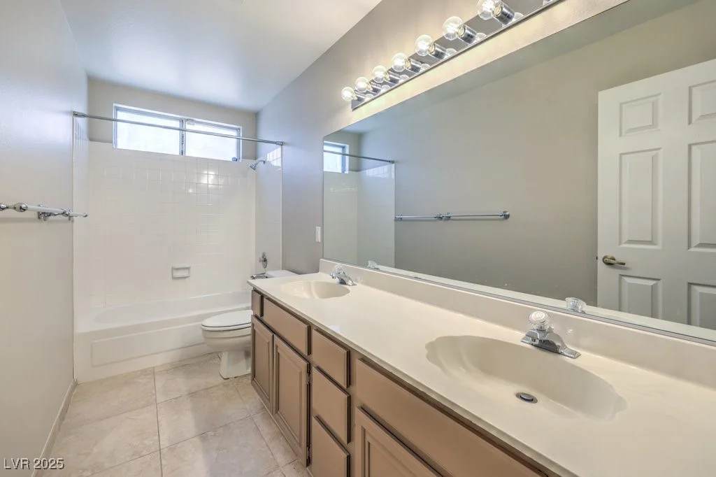 8608 Alfano, Las Vegas, NV 89117