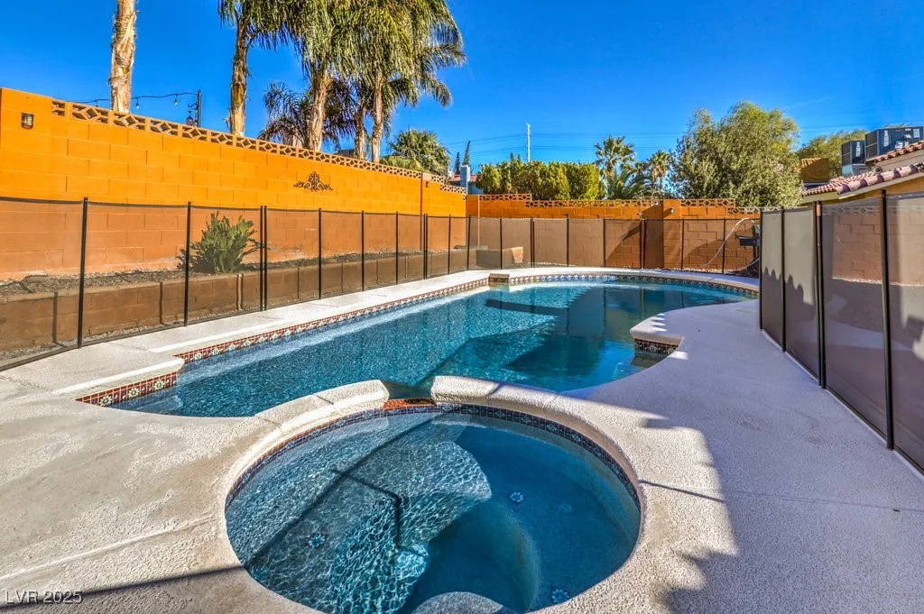 8608 Alfano, Las Vegas, NV 89117