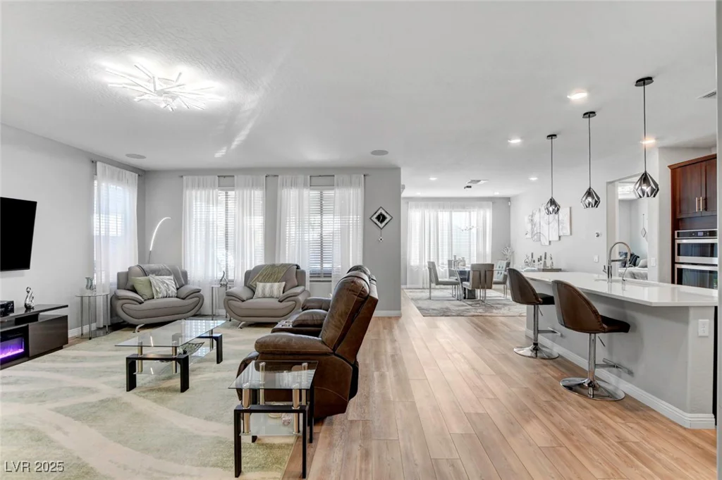 2395 Dalewood, North Las Vegas, NV 89086