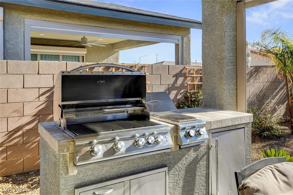 2395 Dalewood, North Las Vegas, NV 89086