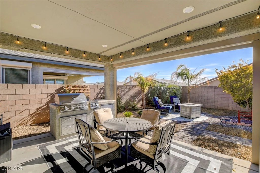 2395 Dalewood, North Las Vegas, NV 89086