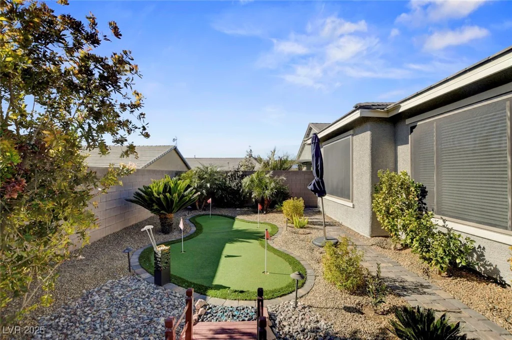 2395 Dalewood, North Las Vegas, NV 89086