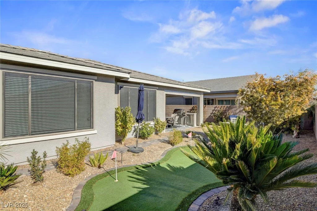 2395 Dalewood, North Las Vegas, NV 89086