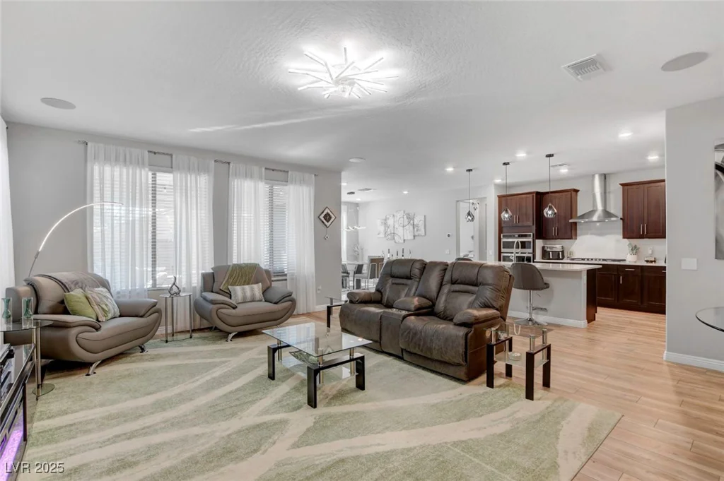 2395 Dalewood, North Las Vegas, NV 89086