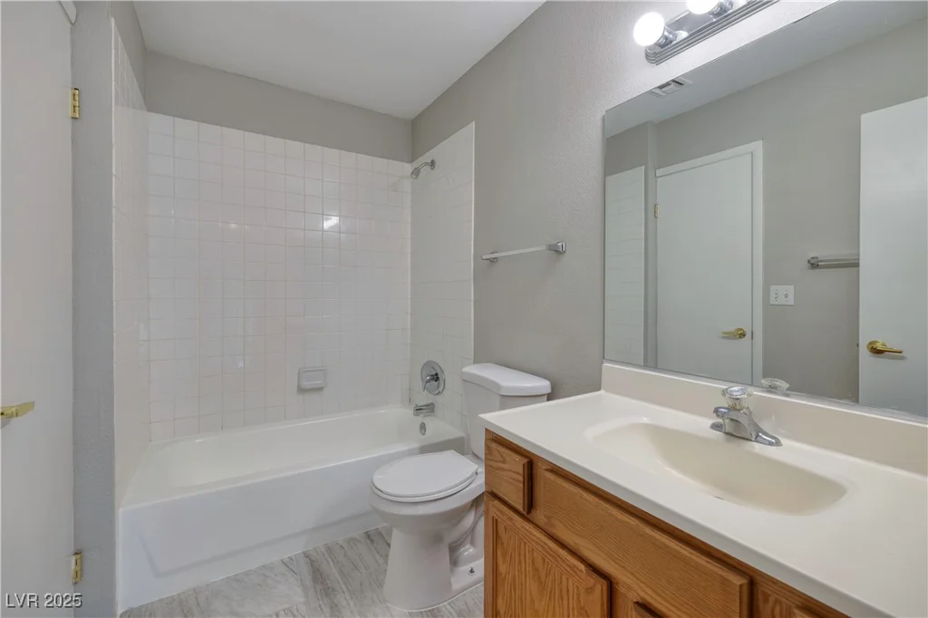 4338 Caliente, Las Vegas, NV 89119