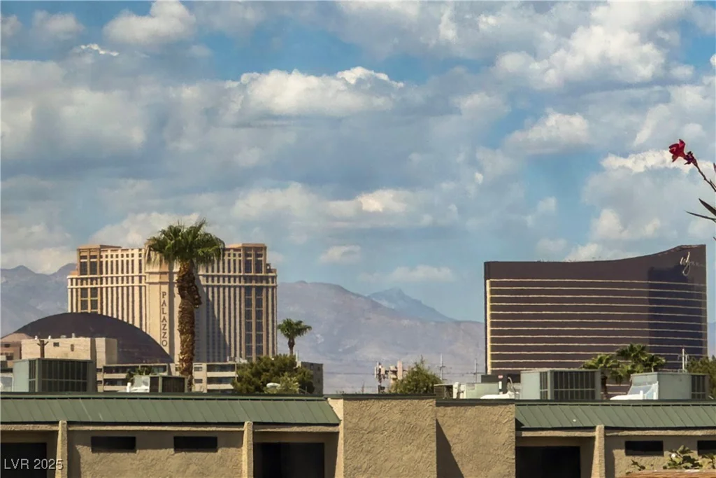 4338 Caliente, Las Vegas, NV 89119