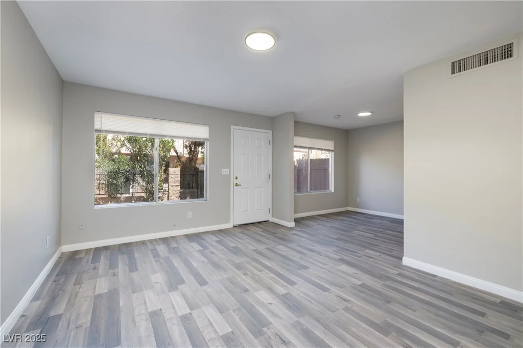 4338 Caliente, Las Vegas, NV 89119