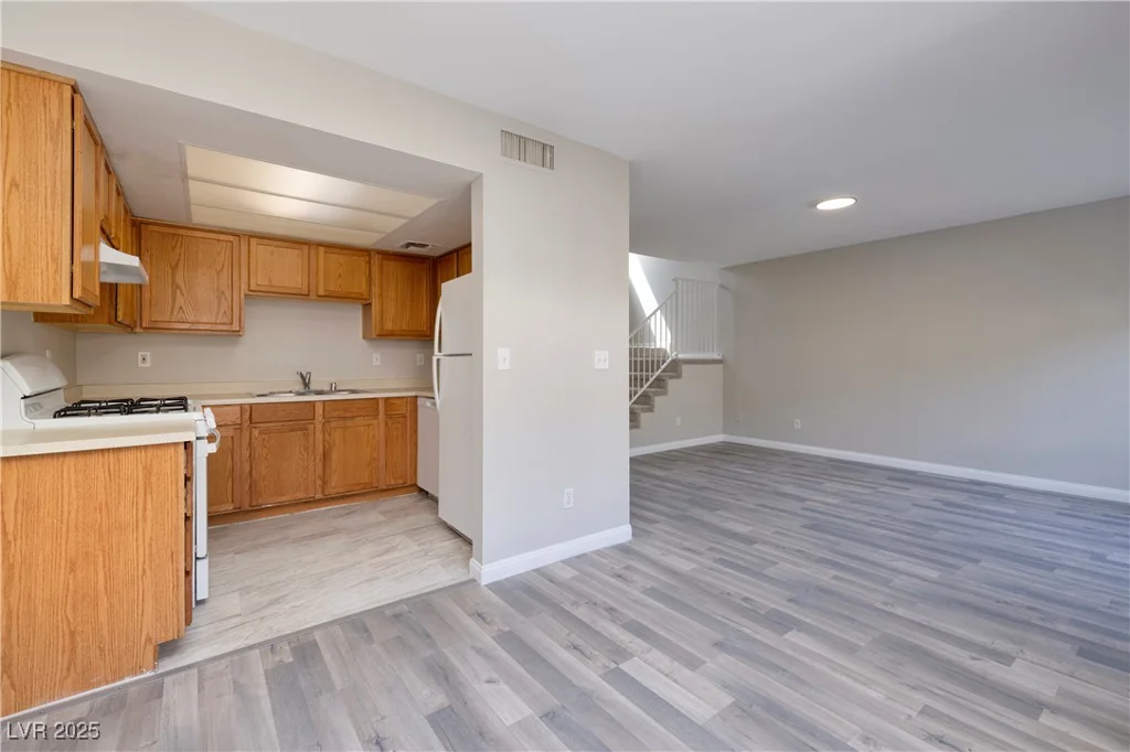 4338 Caliente, Las Vegas, NV 89119