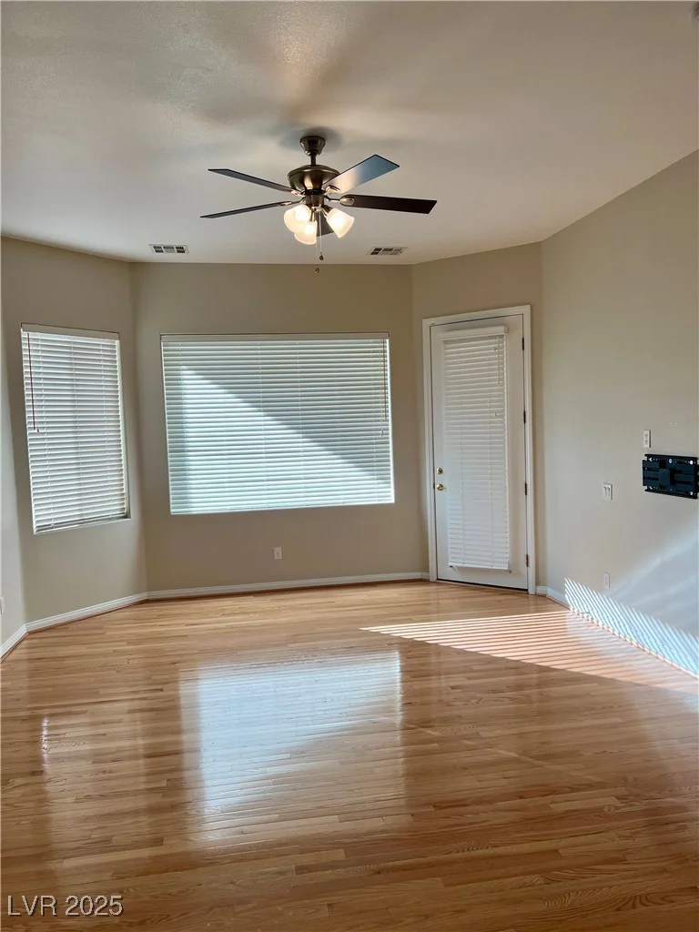 10809 Sleepy River, Las Vegas, NV 89144