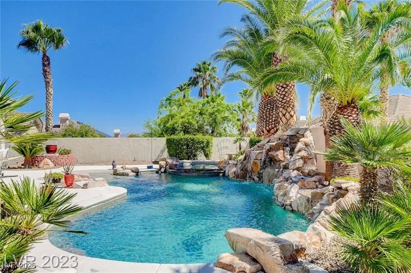 10809 Sleepy River, Las Vegas, NV 89144