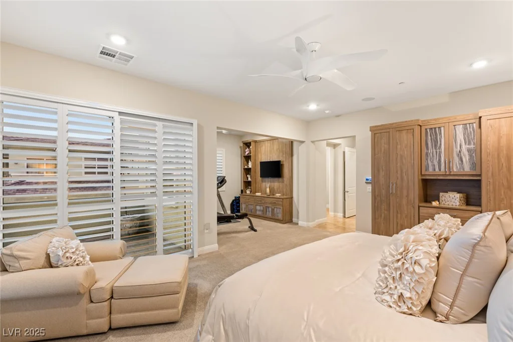 9121 Las Manaitas, Las Vegas, NV 89144