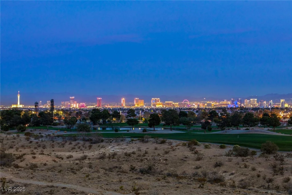 9121 Las Manaitas, Las Vegas, NV 89144